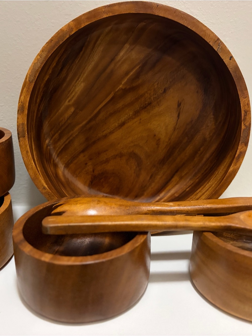 Hand-Carved Monkey Pod Wood Serving Bowl Set Of 7 in Warm Brown Midcentury